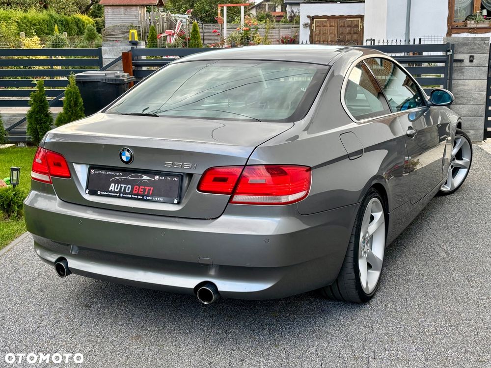 BMW Seria 3 335i Coupe - 20