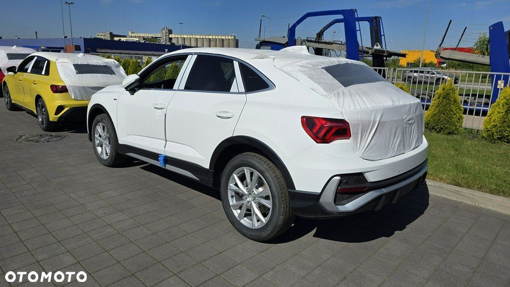 Audi Q3 - 4