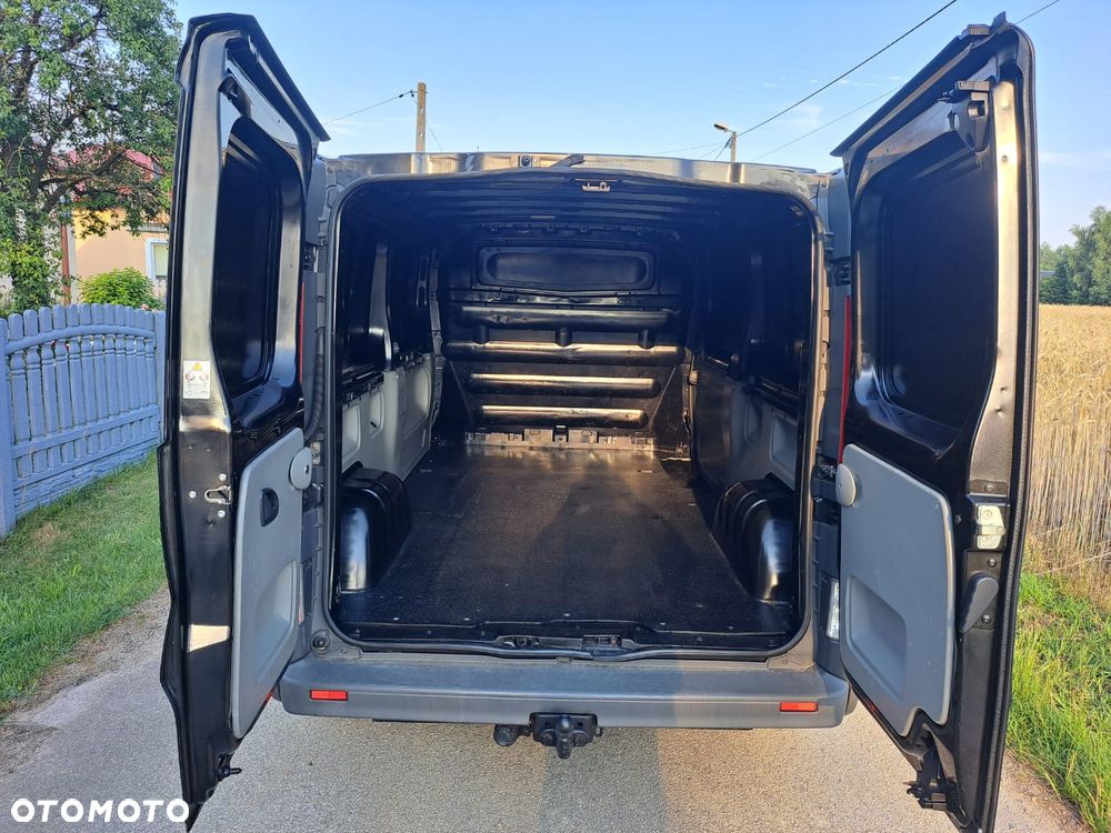Opel Vivaro - 12