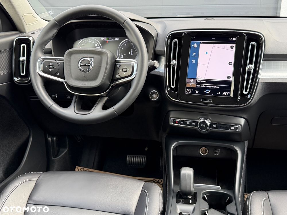 Volvo XC 40 B4 B DKG Momentum Pro - 6