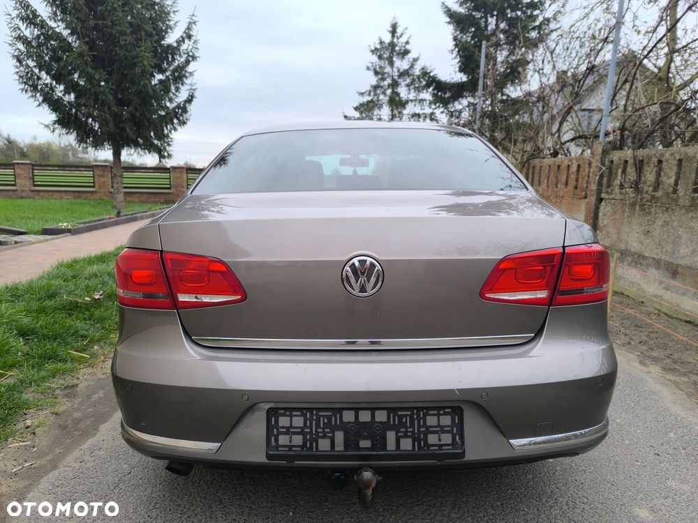 Volkswagen Passat 1.4 TSI DSG BlueMotion Technology Exclusive - 10