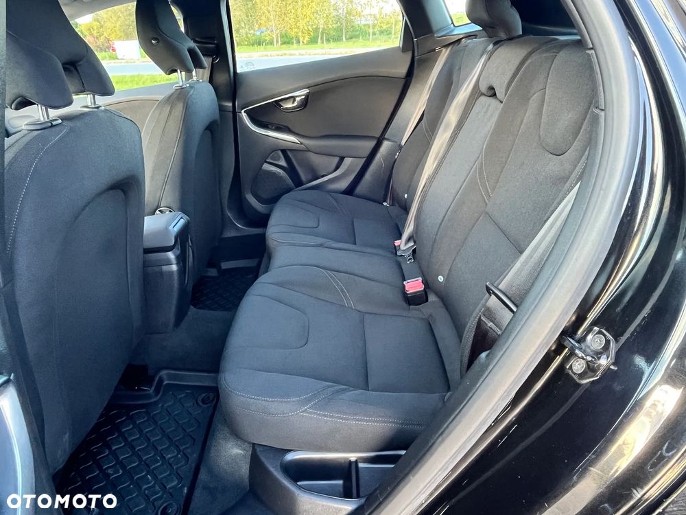 Volvo V40 D3 - 14