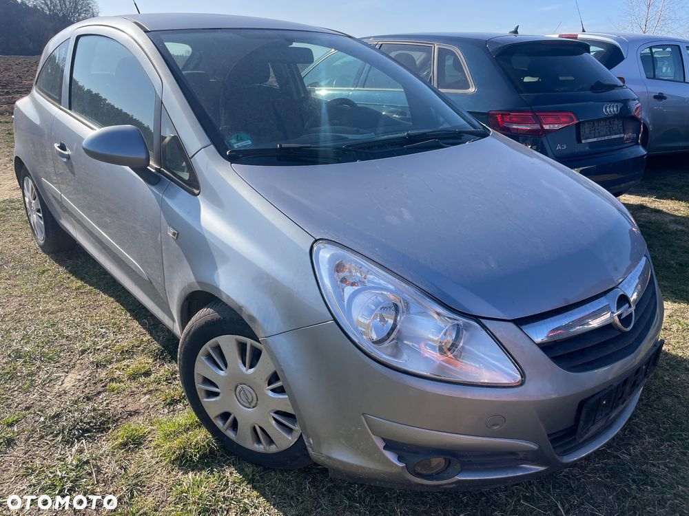 Opel Corsa - 2