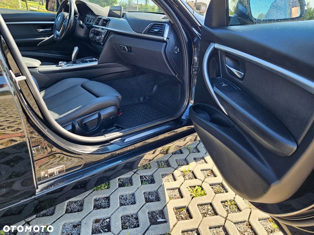 BMW Seria 3 318i GPF Sport Line - 35
