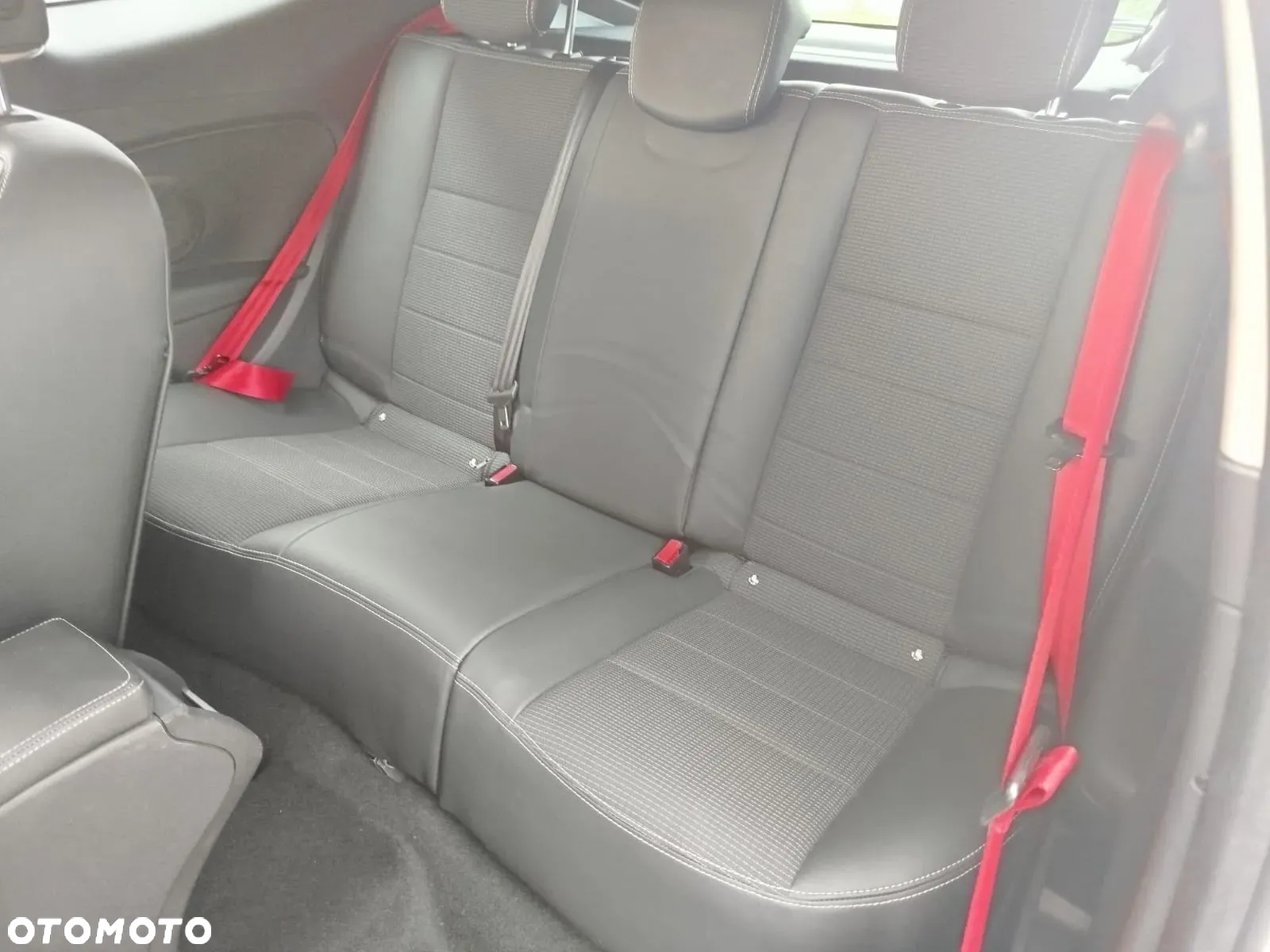Renault Megane 220 GT - 30