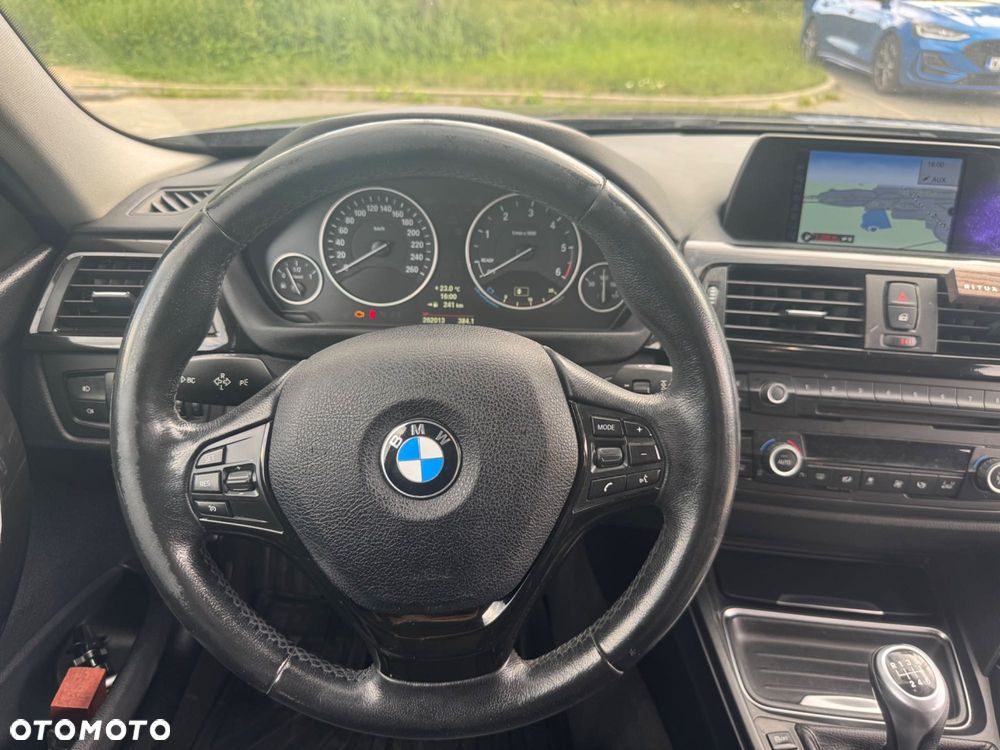 BMW Seria 3 - 6