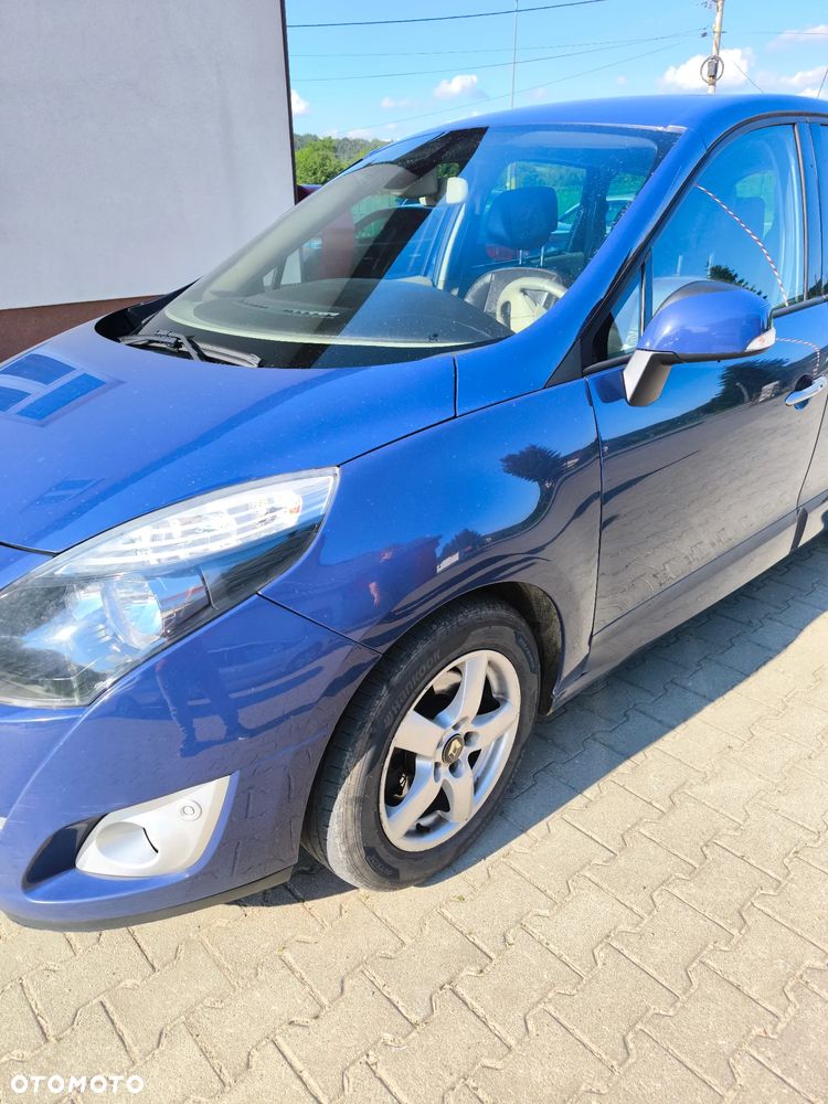 Renault Scenic 1.9 dCi Privilege - 6