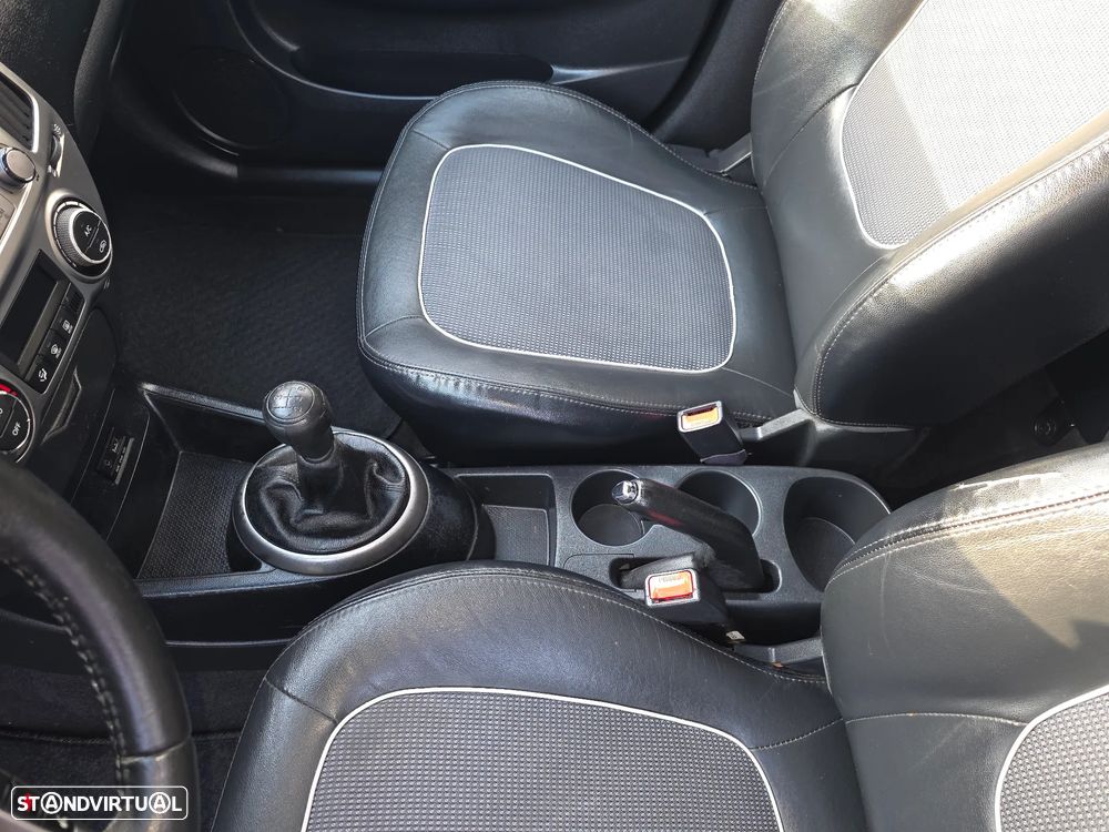 Hyundai i20 1.2 GO! Plus - 27