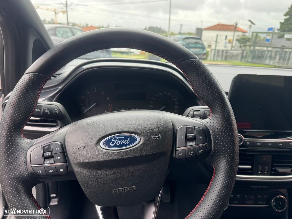 Ford Fiesta 1.0 EcoBoost ST-Line - 12