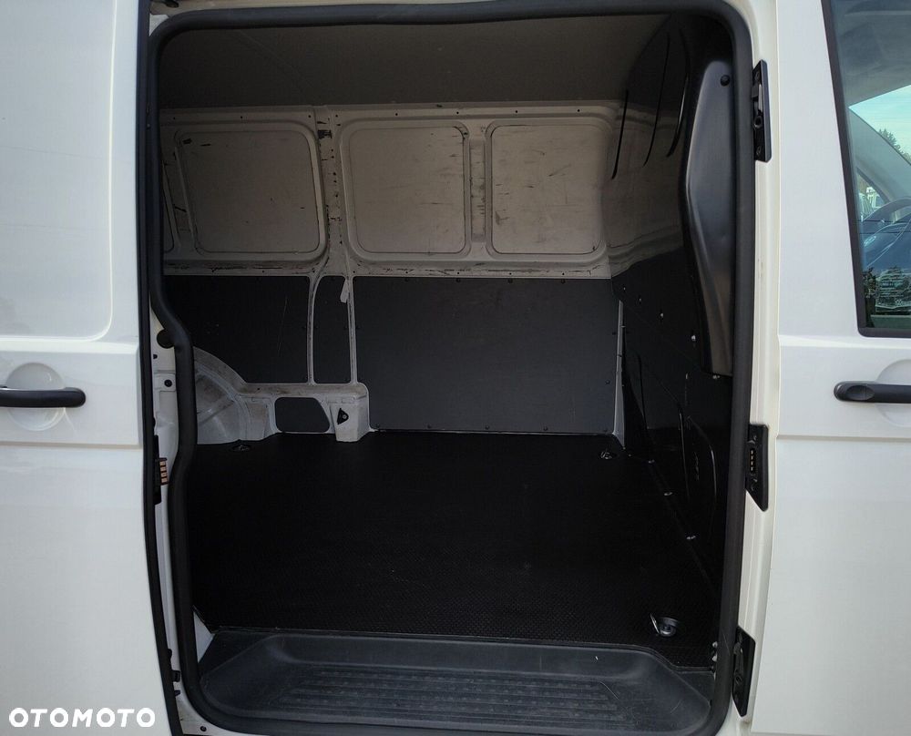 Volkswagen Transporter T6.1 Furgon 3400 2.0 TDI 110 KM 3m. - 22