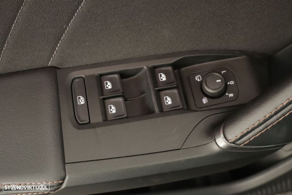 Cupra Formentor 1.5 e-Hybrid DSG - 19
