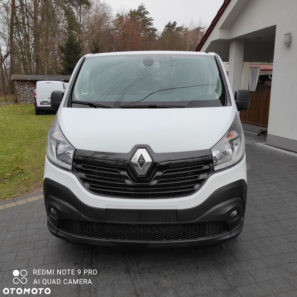 Renault Trafic - 2