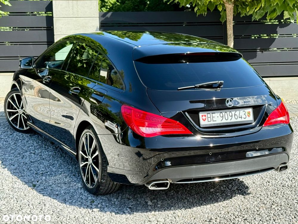 Mercedes-Benz CLA 180 7G-DCT UrbanStyle Edition - 9