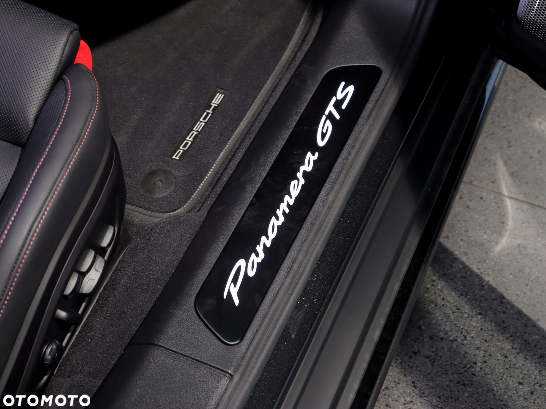 Porsche Panamera GTS - 33