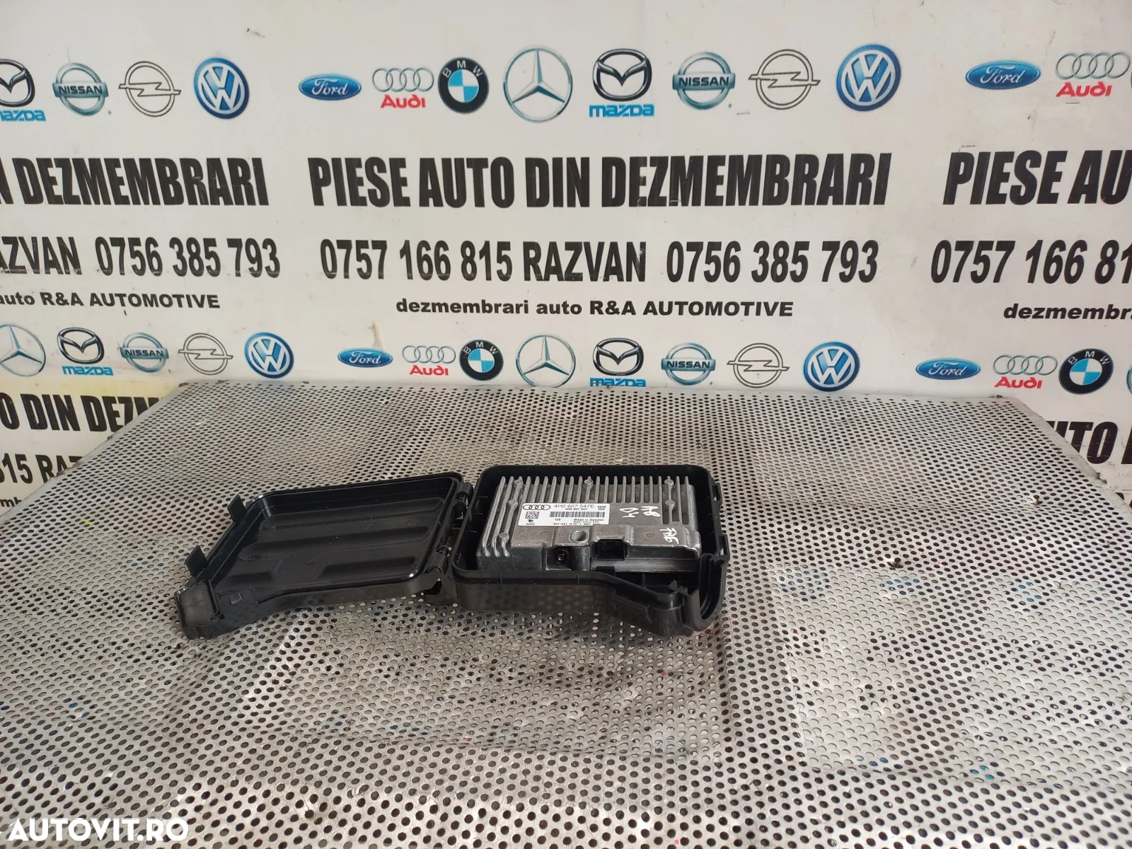 Calculator Modul Unitate Night Vision Audi A8 4H D4 An 2010-2011-2012-2013-2014-2015-2016-2017 Cod 4H0907547E Dezmembrez Audi A8 4H D4 3.0 Tdi Quattro Motor CDT Cutie MXU Volan Stanga - Dezmembrari Arad - 5