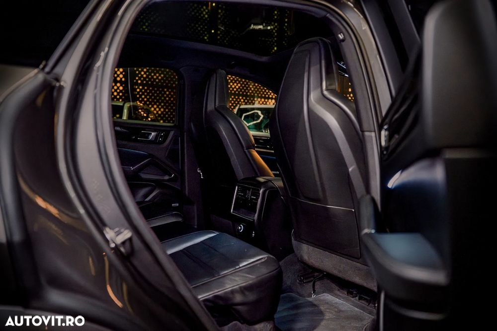 Porsche Cayenne S Tiptronic S - 22