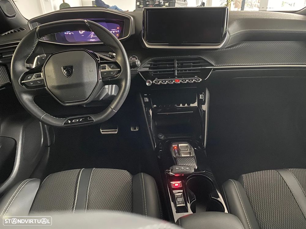 Peugeot 2008 1.2 PureTech GT Line EAT8 - 9