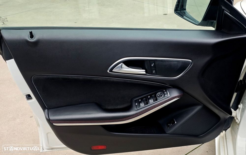 Mercedes-Benz CLA 220 - 13