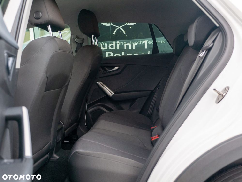 Audi Q2 - 18