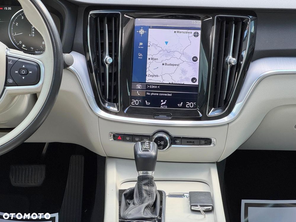 Volvo S60 T6 AWD Momentum Pro - 13