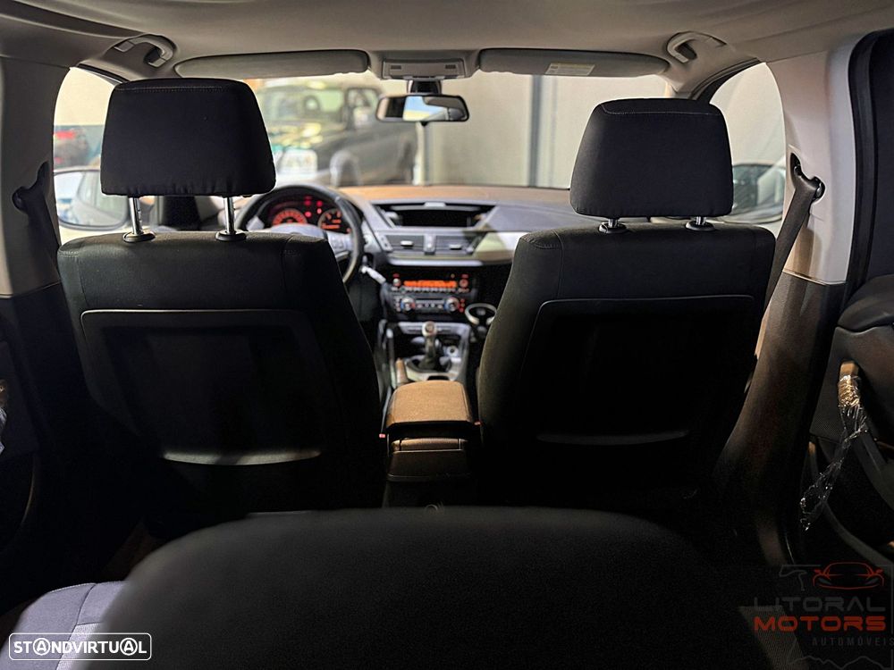 BMW X1 18 d sDrive Line Sport - 26