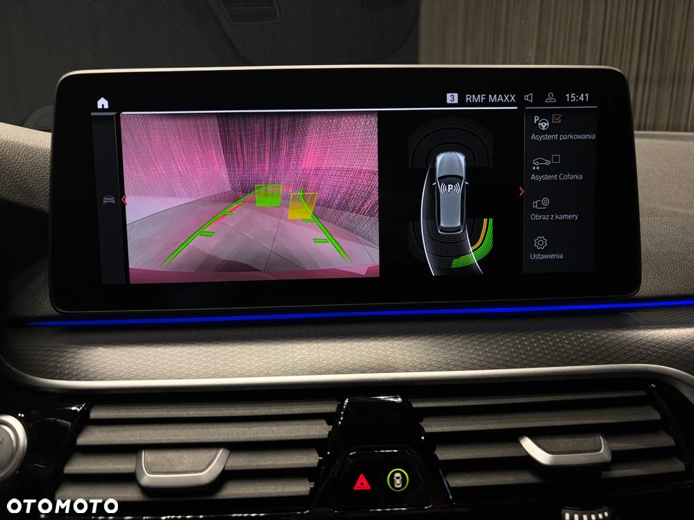 BMW Seria 5 520d mHEV - 21