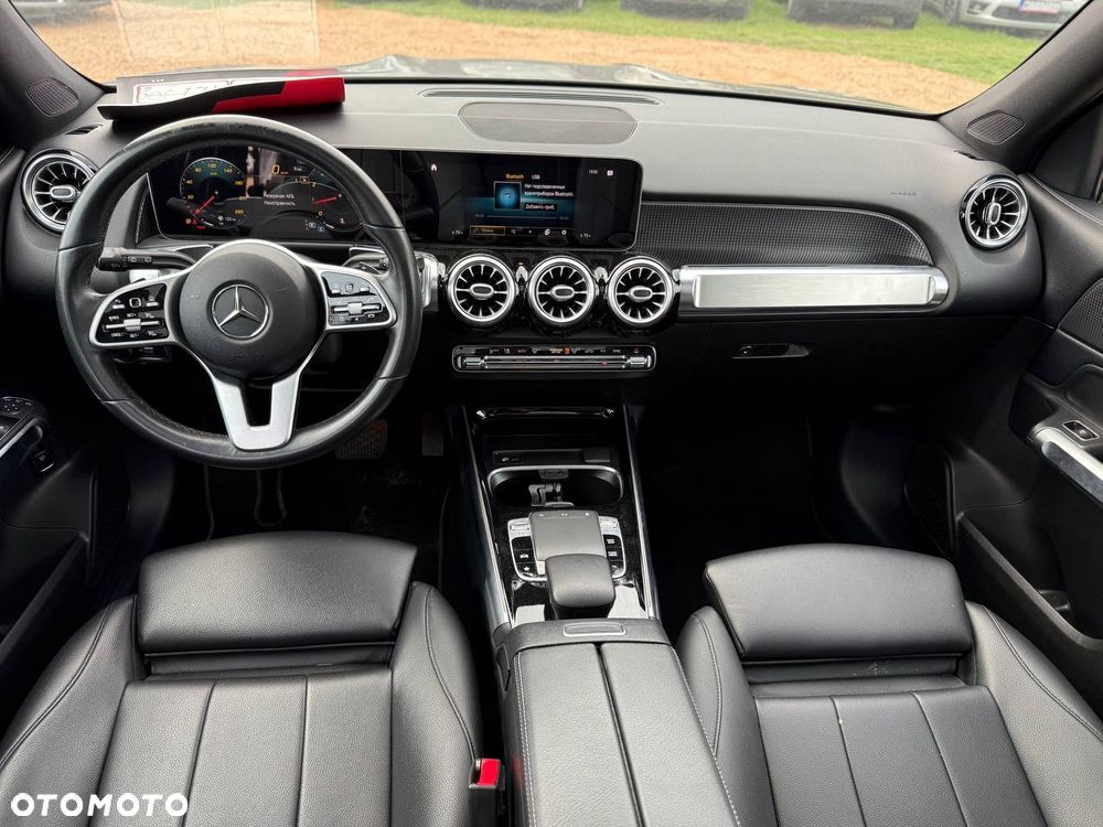Mercedes-Benz GLB 250 4-Matic 8G-DCT - 7