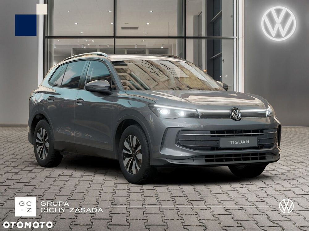 Volkswagen Tiguan - 8