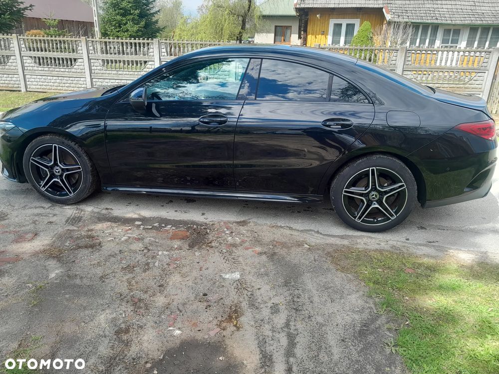 Mercedes-Benz CLA 200 7G-DCT AMG Line - 2