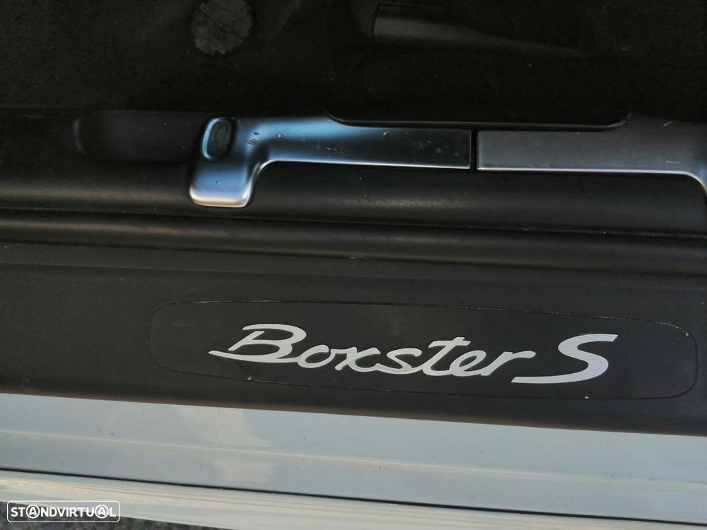 Porsche Boxster - 13
