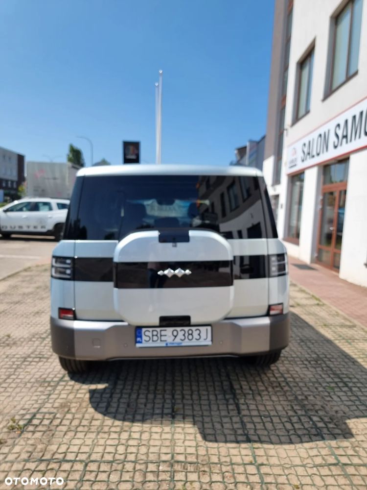 BYD Leopard 7 - 8