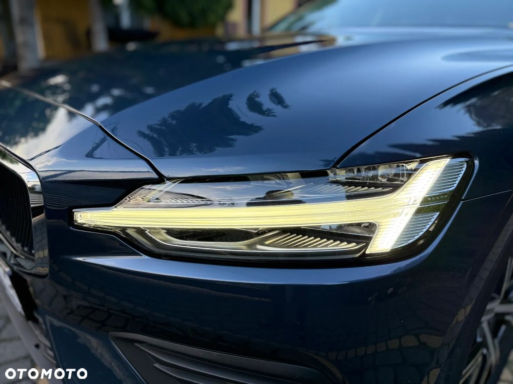 Volvo V60 B4 D Core - 7