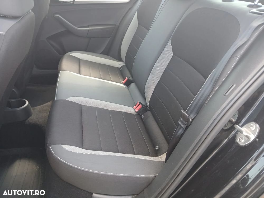 Skoda RAPID 1.0 TSI Style - 16
