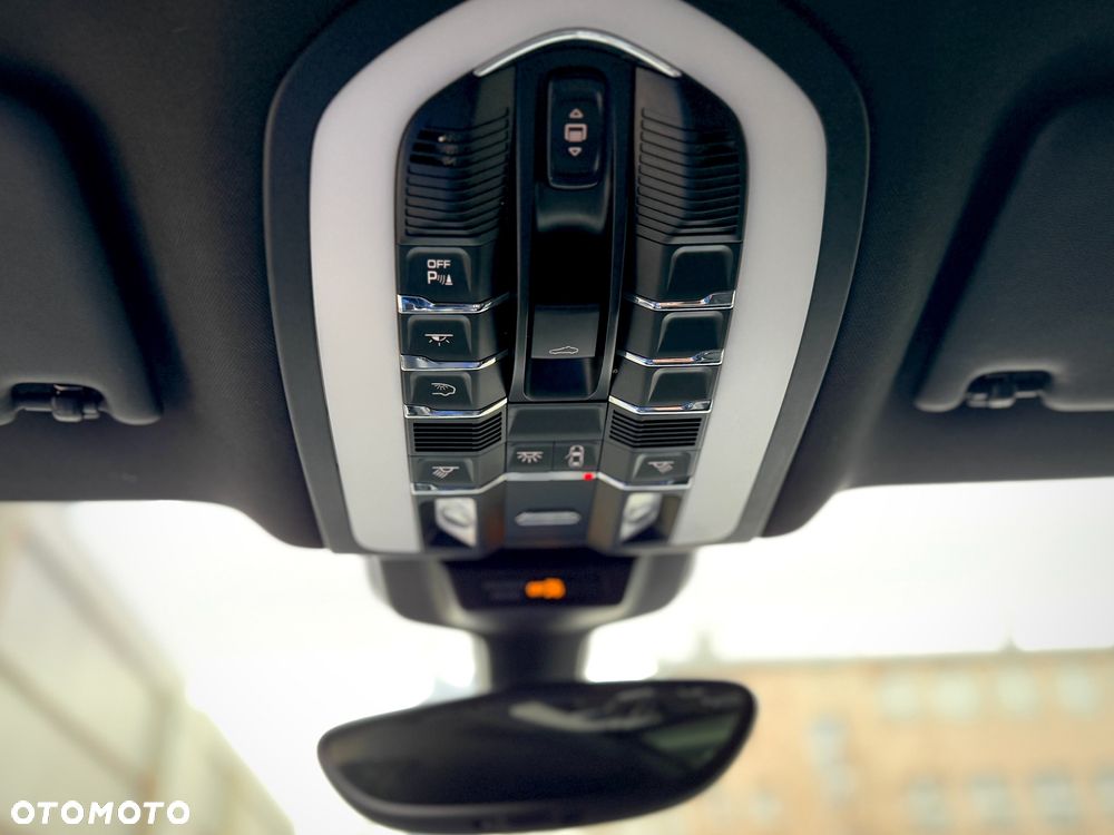 Porsche Macan S PDK - 36