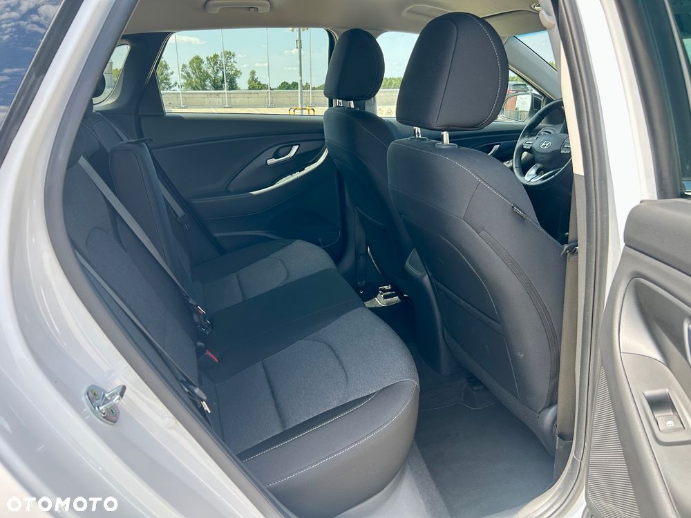 Hyundai i30 1.0 T-GDI Smart - 16