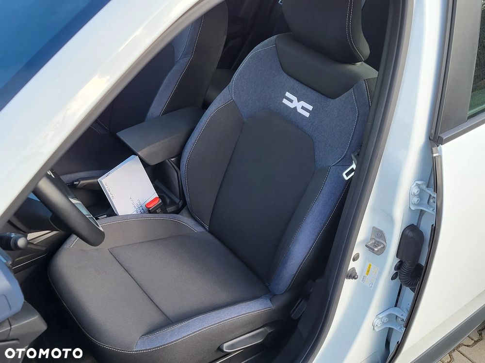 Dacia Duster 1.2 TCe mHEV Expression 4x4 - 11