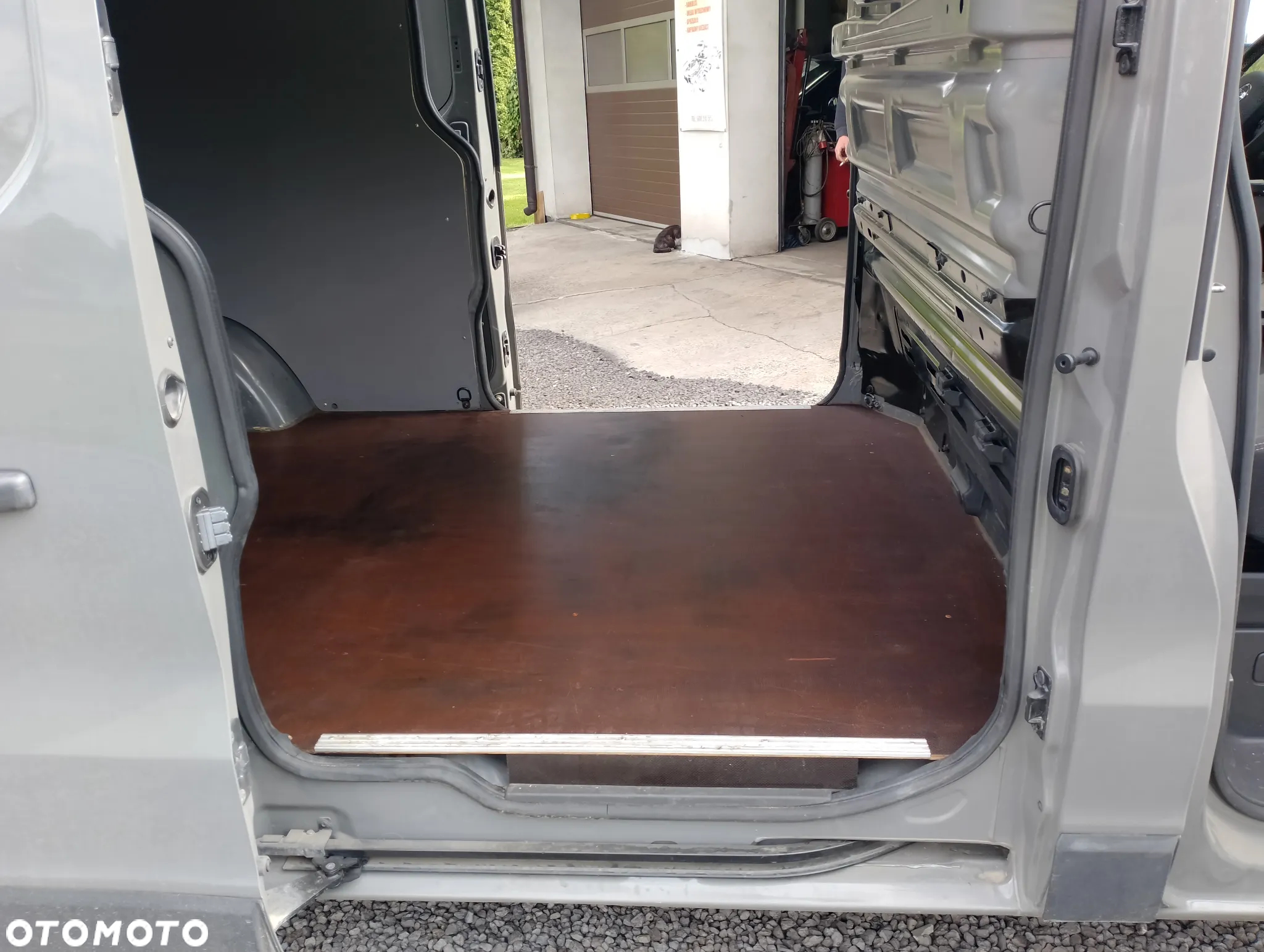 Nissan NV300 - 35