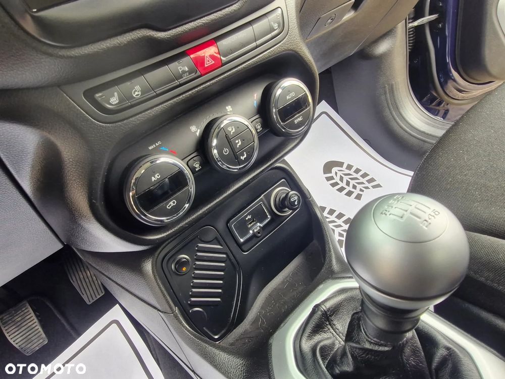 Jeep Renegade 1.4 MultiAir Longitude - 13