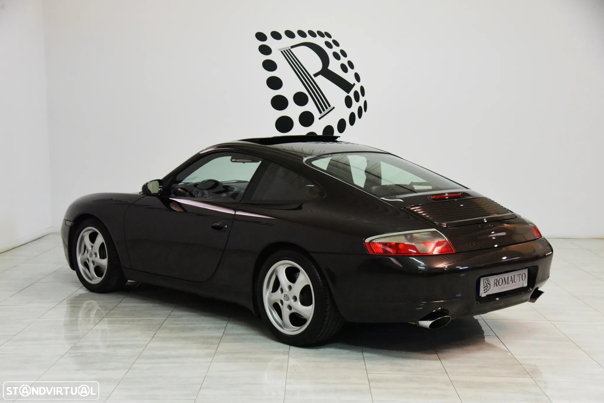 Porsche 911 (996) Carrera Coupé - 8