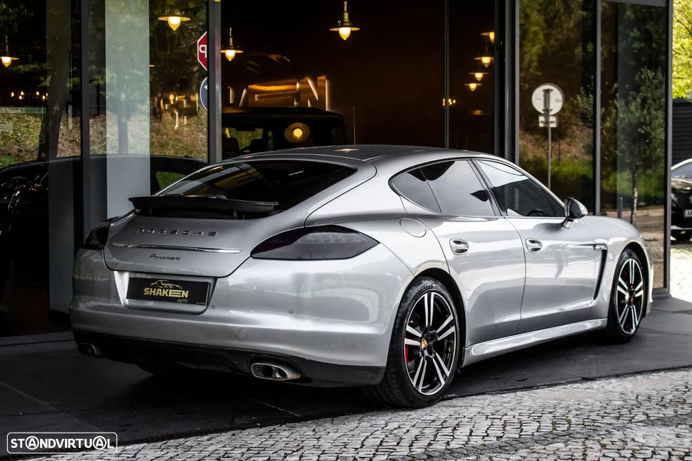 Porsche Panamera Platinum Edition - 9