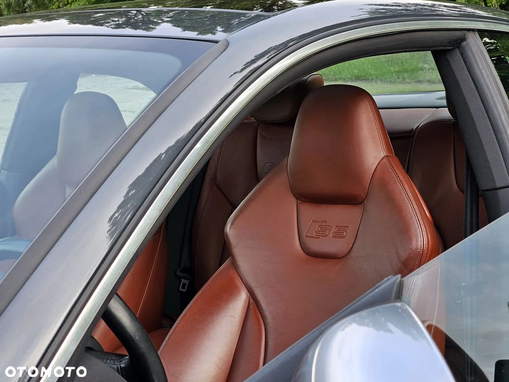 Audi S5 Coupé 4.2 Quattro - 8