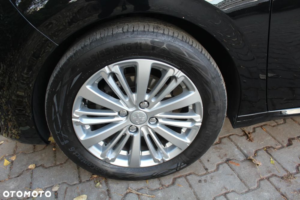 Peugeot 208 1.2 PureTech Allure - 31