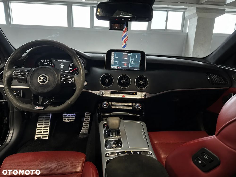 Kia Stinger 3.3 T-GDI AWD GT - 11