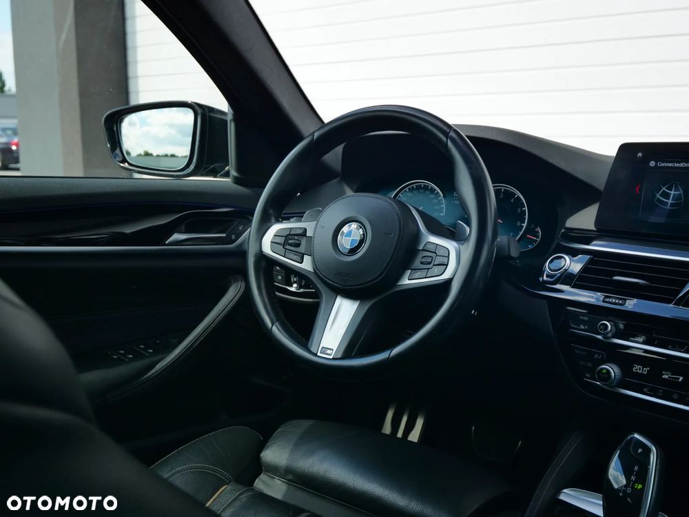 BMW Seria 5 530i xDrive M Sport sport - 16