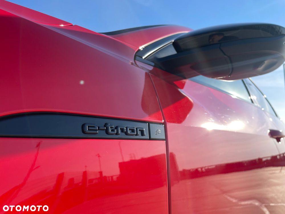 Audi SQ8 e-tron 114kWh Quattro - 17