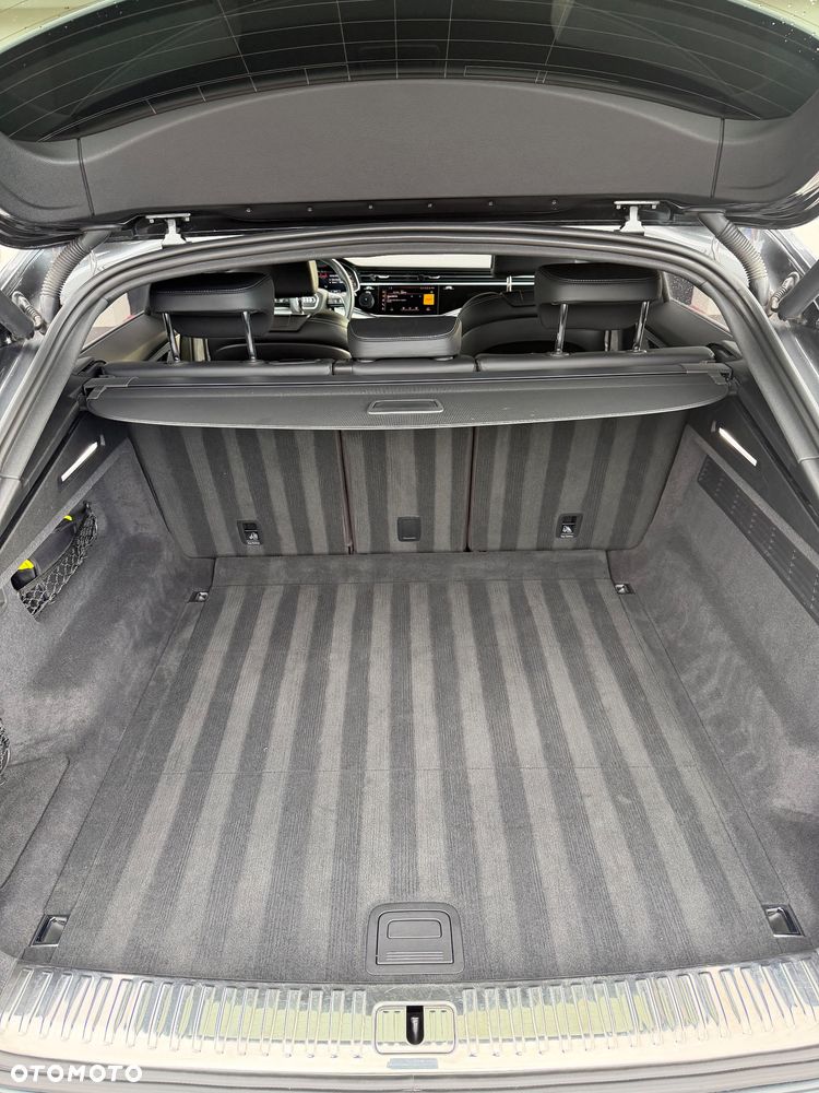 Audi SQ8 - 20