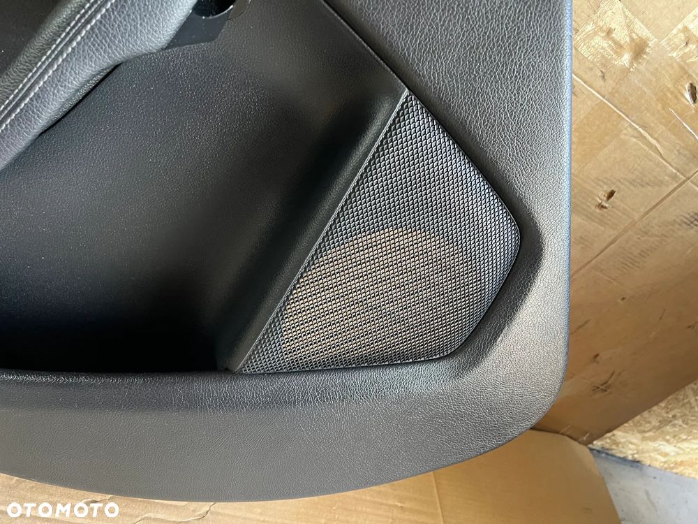 Boczek tapicerka lewy tył tylna lewa skóra Mercedes B-Klasa W246 - 5