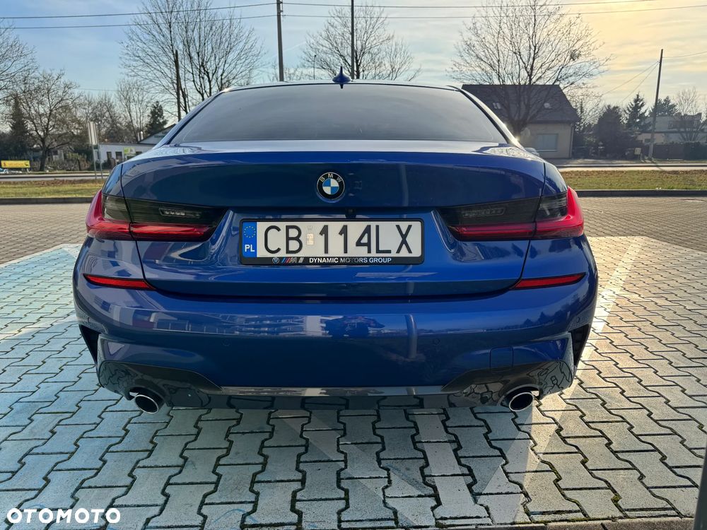 BMW Seria 3 318d M Sport - 6