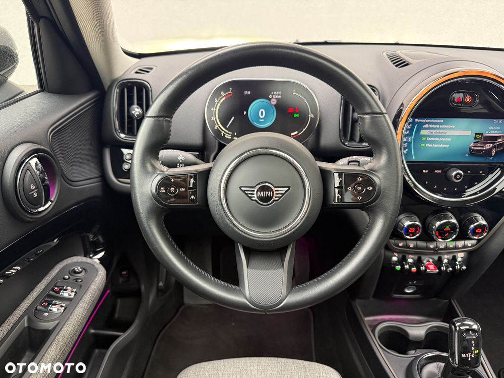 MINI Countryman Cooper Classic Trim - 16