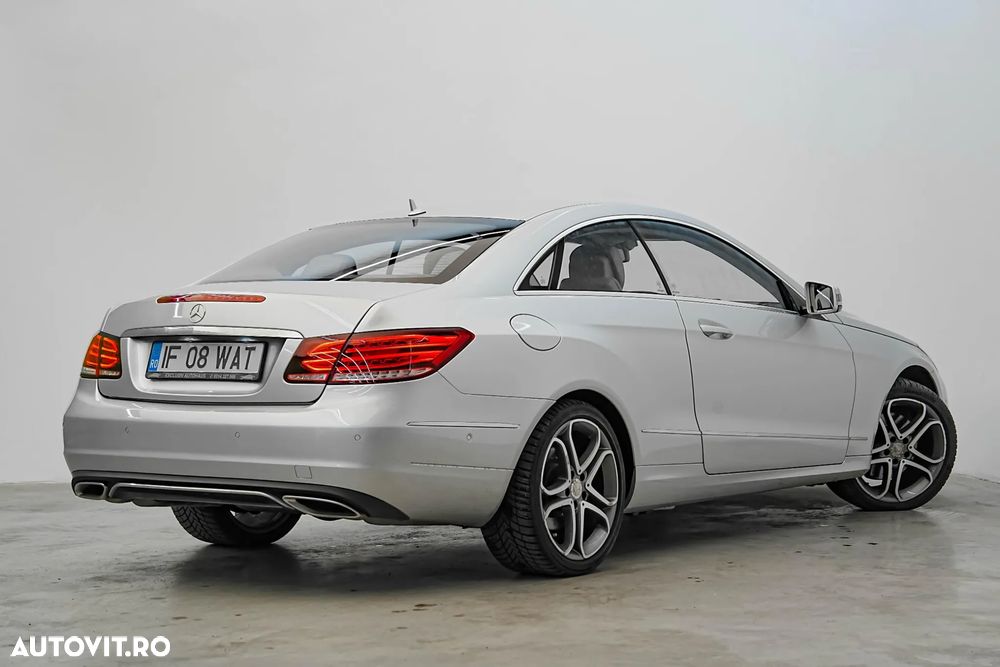 Mercedes-Benz E 220 CDI DPF BlueEFFICIENCY 7G-TRONIC Avantgarde - 3